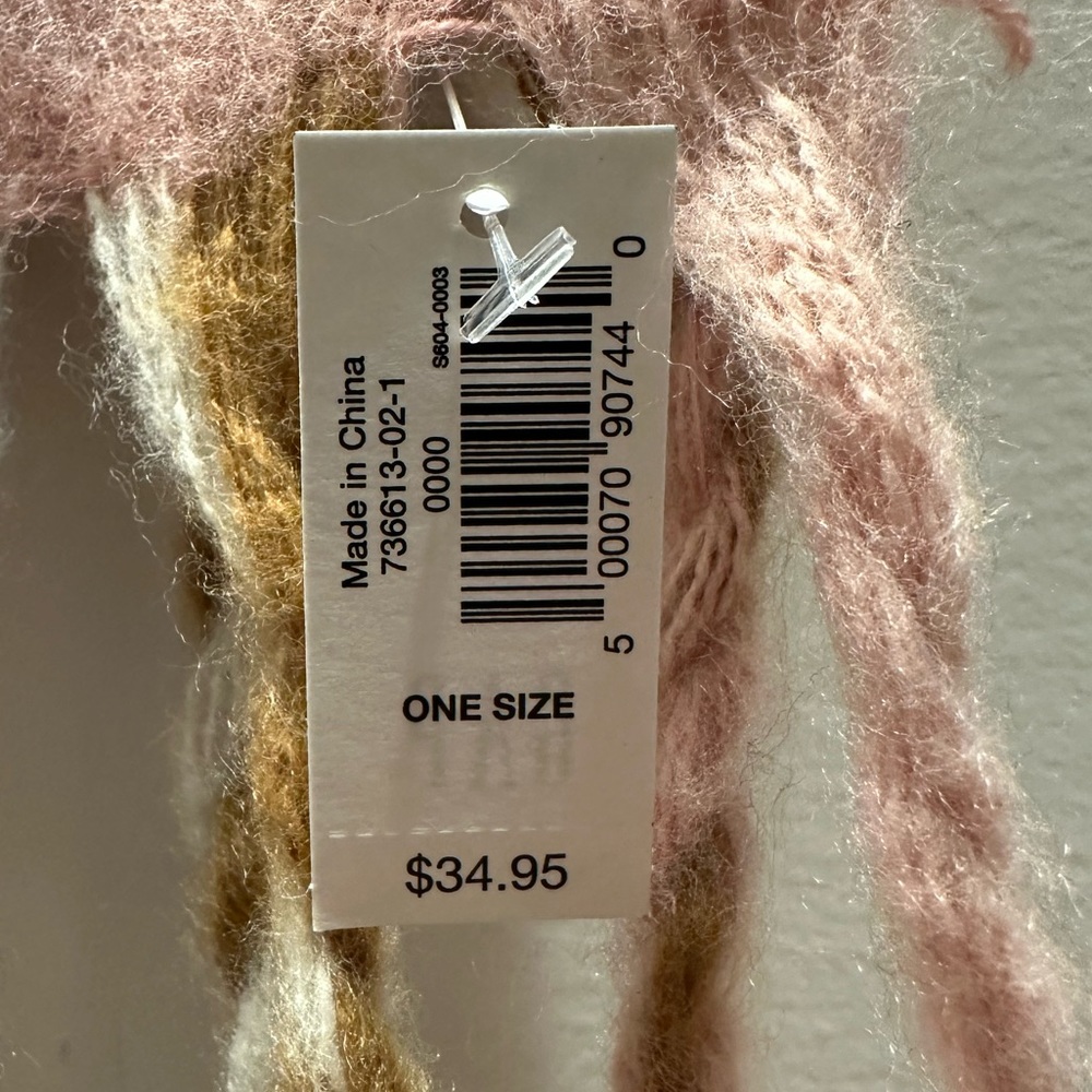 NWT Gap Brush Cozy Scarf - Picture 3 of 4